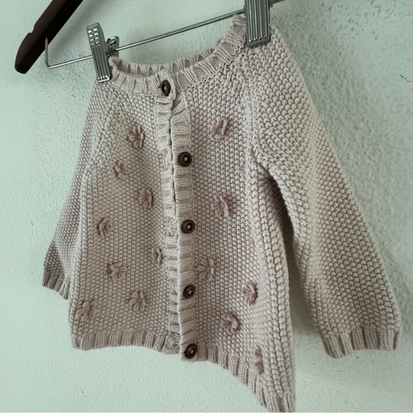 Cynthia Rowley 3D Floral Knit Baby Cardigan Sweater Pink 3-6M Boho Coquette - Picture 3 of 9